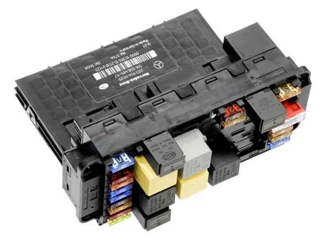 Hella Relay Module - Includes SAM Control Unit (Signal Aquisition Module) - and Front Fuse Panel Relay Module